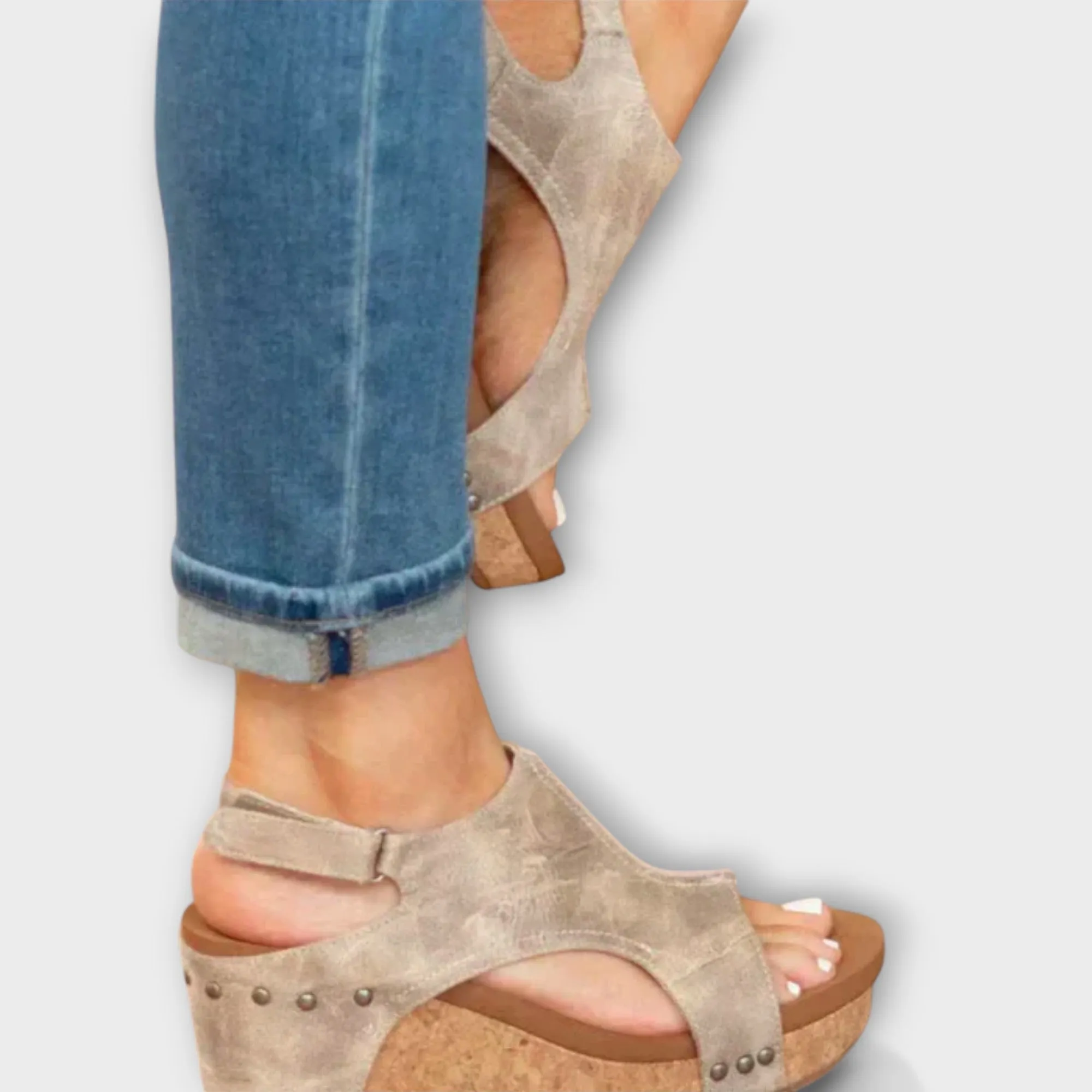 Lina - Wedge-Heeled Orthopedic Footwear