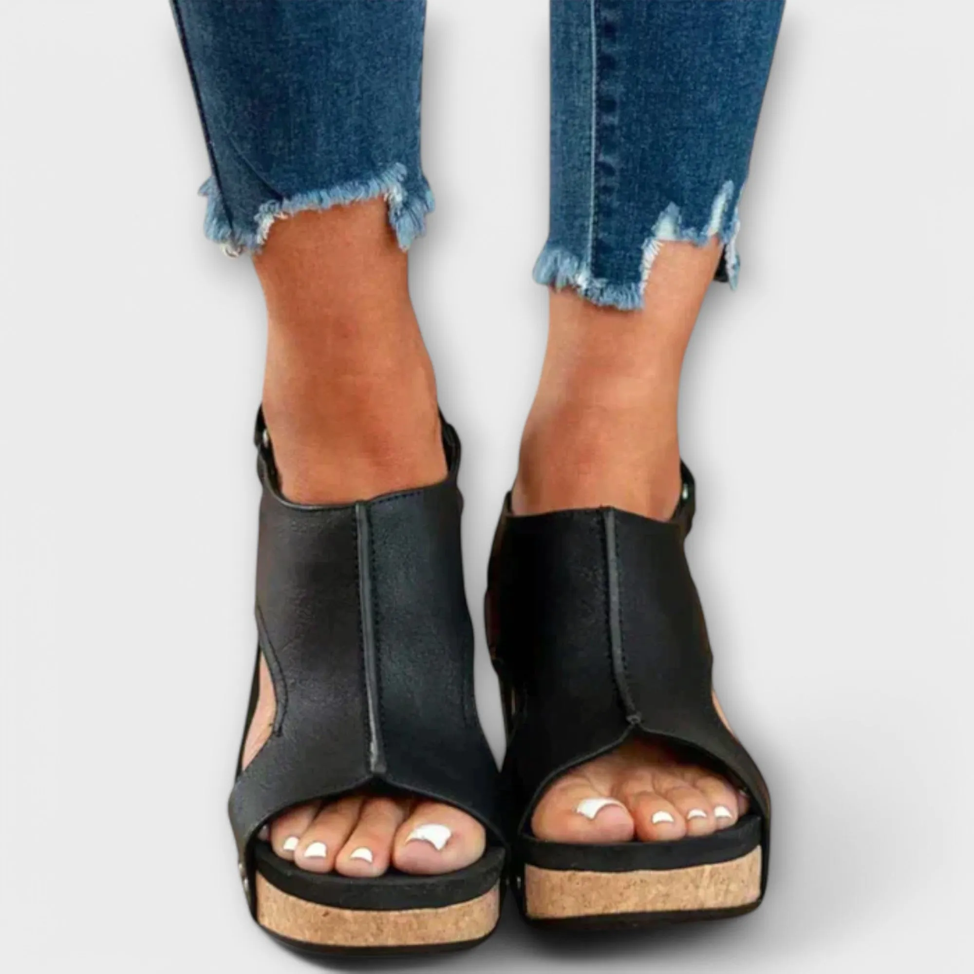 Lina - Wedge-Heeled Orthopedic Footwear